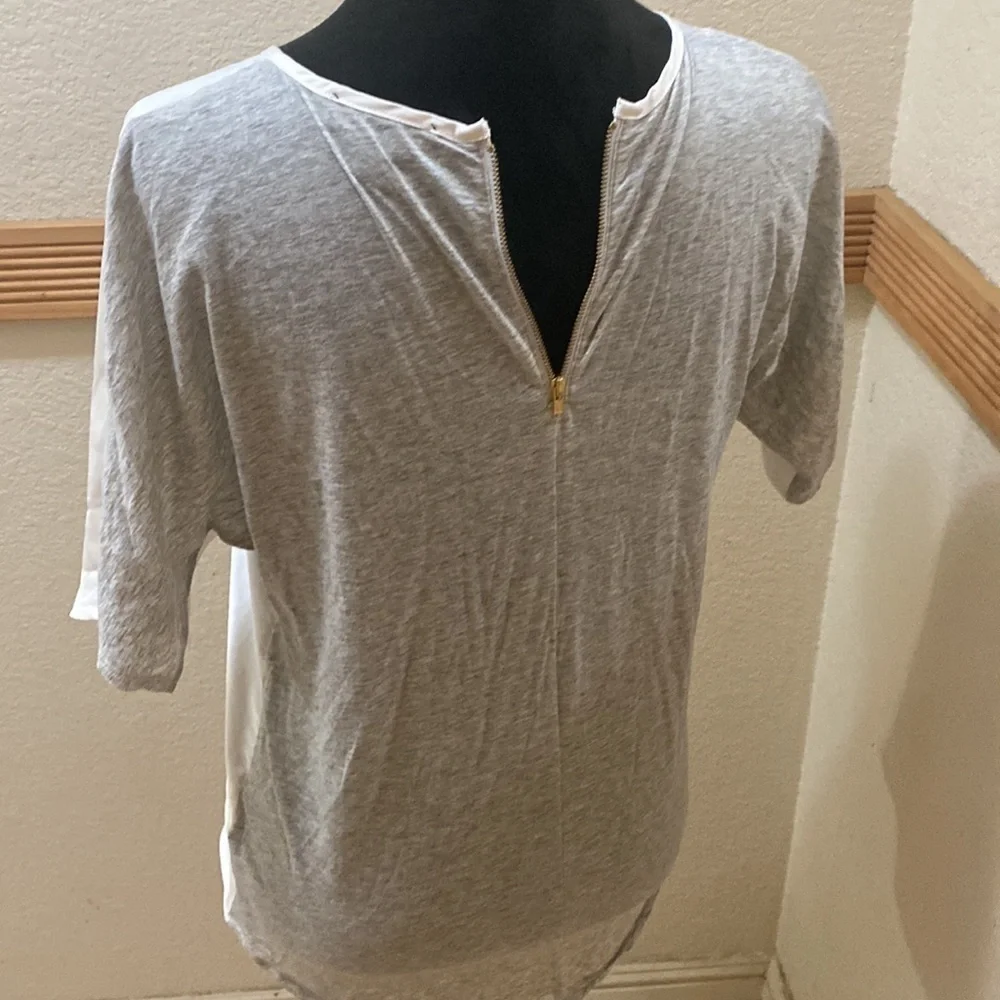 XS J.crew White and gray two toned blouse!!!